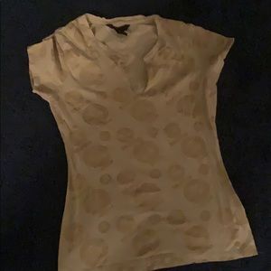 A medium rockawear Vneck T-shirt